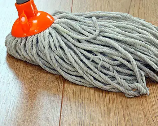 Hardwood cleaning | CR Carpet